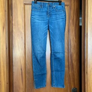 Madwell medium color jeans